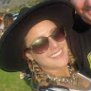 Meet your Posher, Crystal